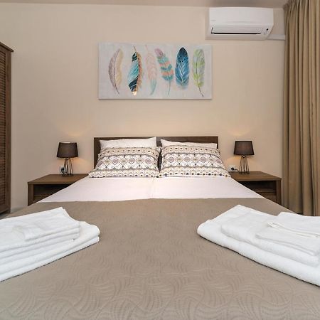 פלובדיב Alma Apartment - Stylish 1Bd Flat With Balcony By Flat Mаnager מראה חיצוני תמונה
