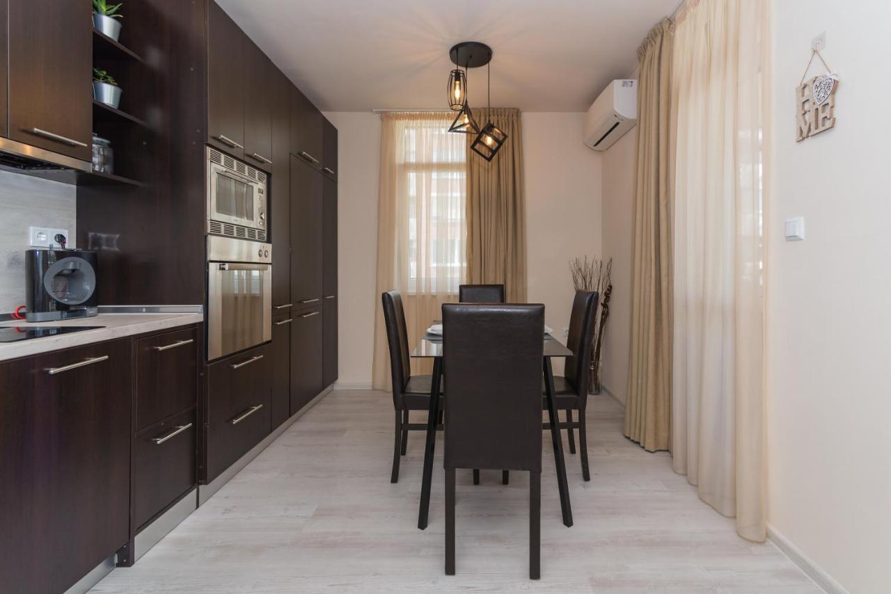 פלובדיב Alma Apartment - Stylish 1Bd Flat With Balcony By Flat Mаnager מראה חיצוני תמונה